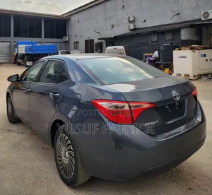 Toyota Corolla 2017 Blue
