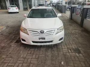 Toyota Camry 2011 White