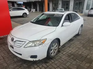 Toyota Camry 2011 White