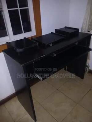 Music Producer Studio Table HDF