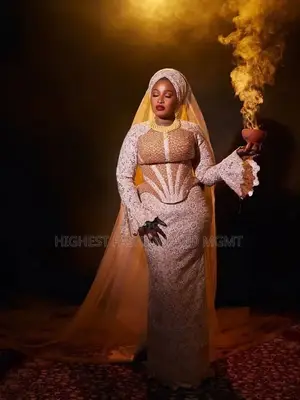 Luxury Arewa Bridal Lace Corset Dress Long Veil