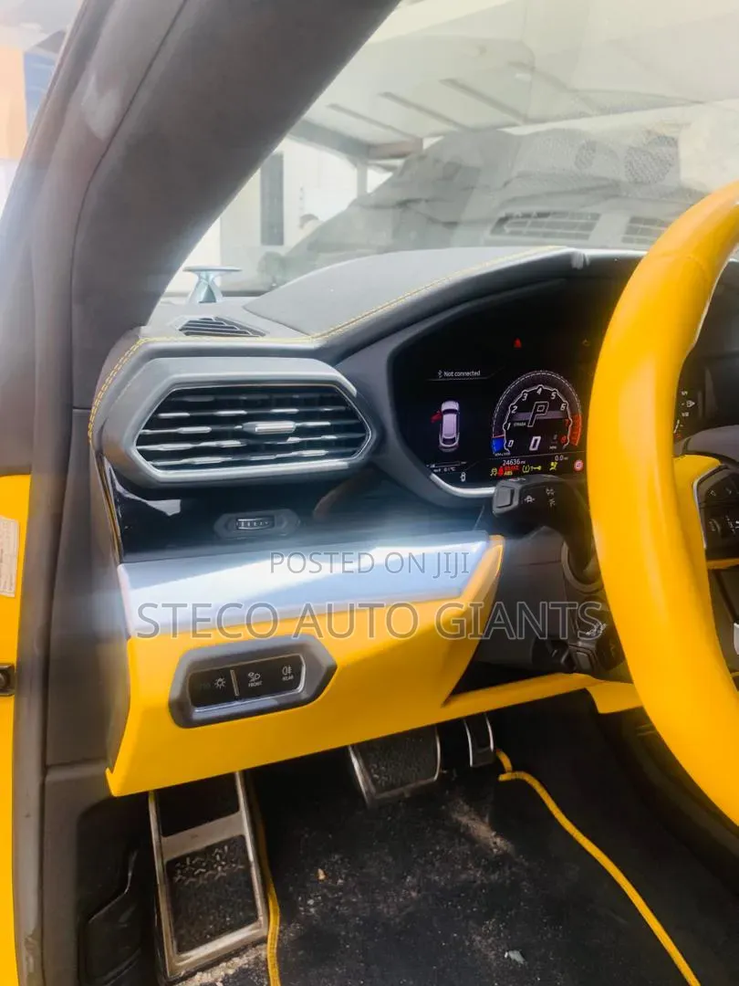 Car 2020 Yellow