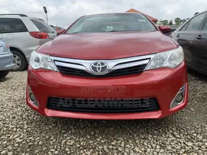 Toyota Camry LE 4dr Sedan (2.5L 4cyl 6A) 2013 Red