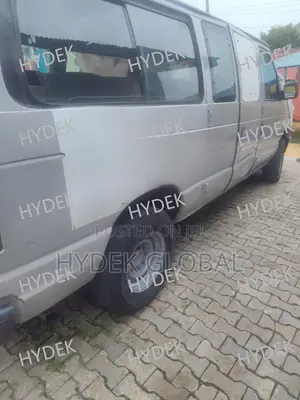 Ford E250 2008 Beige