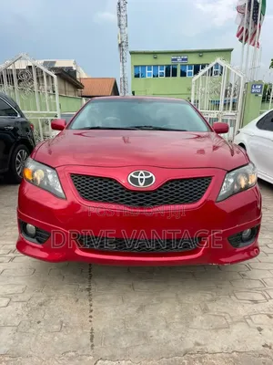 Toyota Camry 2011 Red