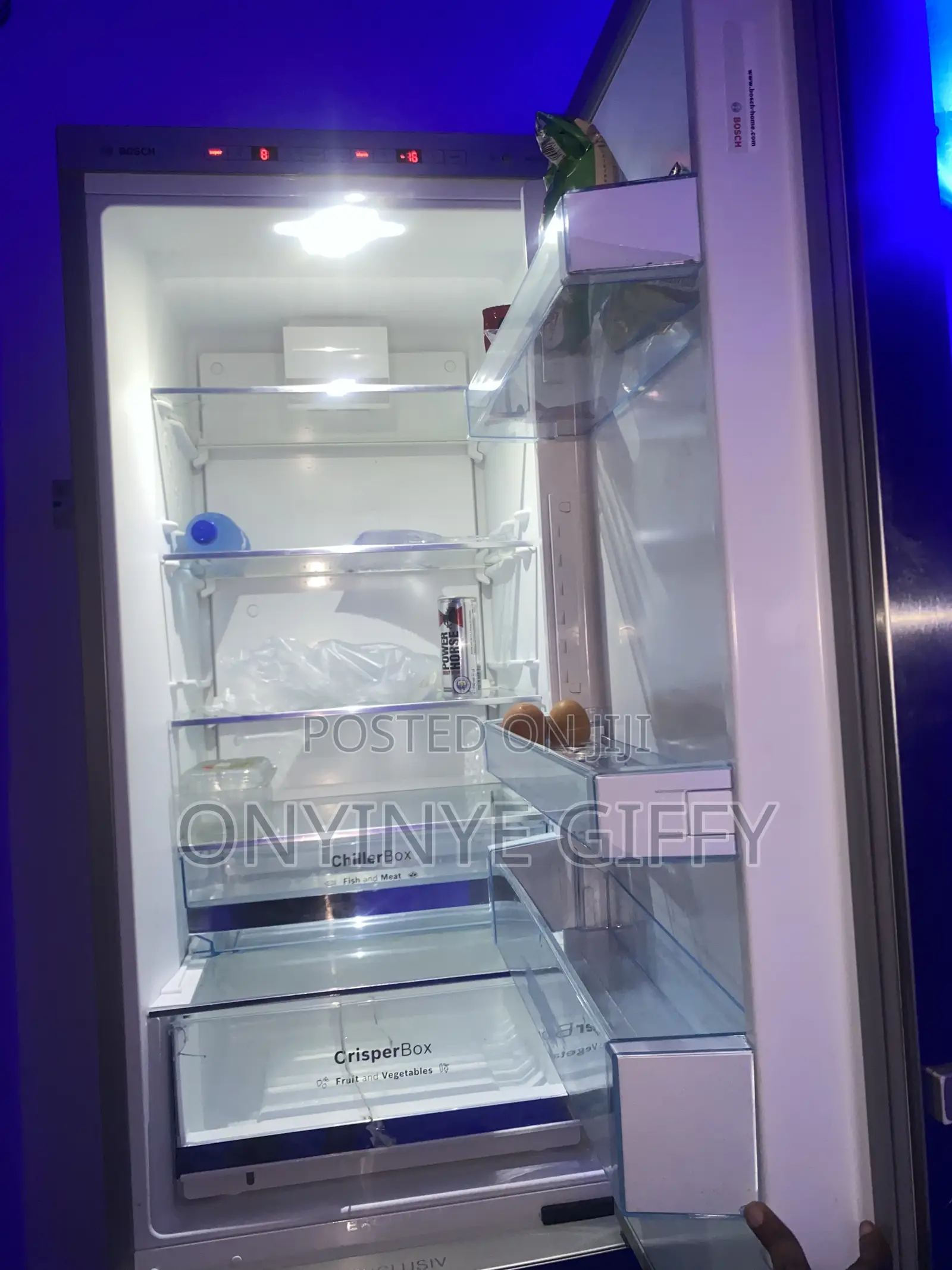 Refrigerator