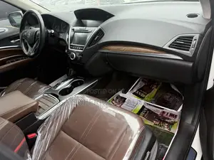 Acura MDX Base SH-AWD 2018 White