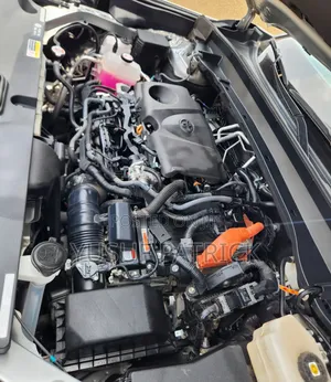 Toyota Grand Highlander Hybrid 2024 Silver