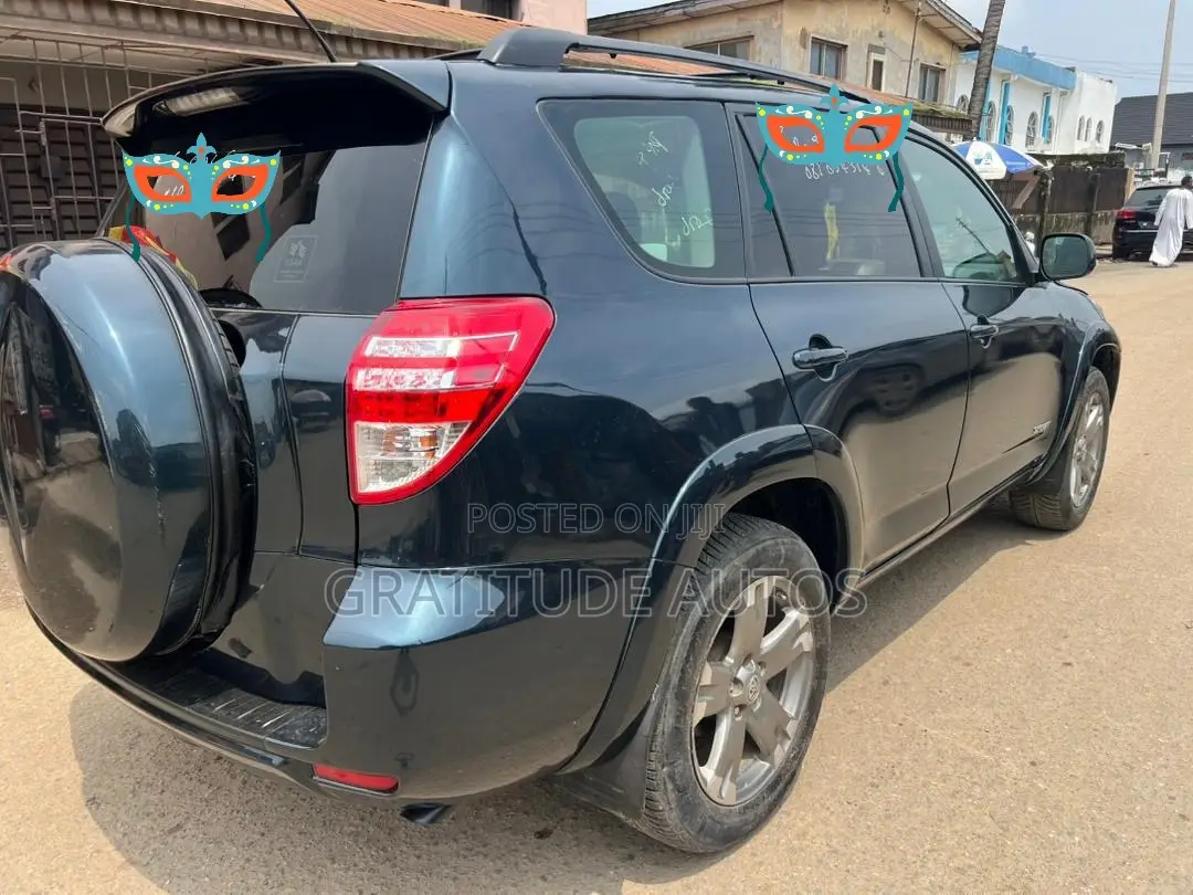 Toyota RAV4 3.5 2010 Blue