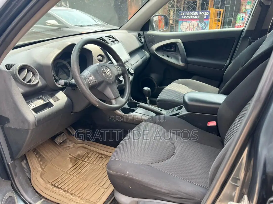 Toyota RAV4 3.5 2010 Blue