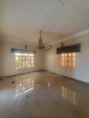 4bdrm Townhouse / Terrace in Jabi for rent