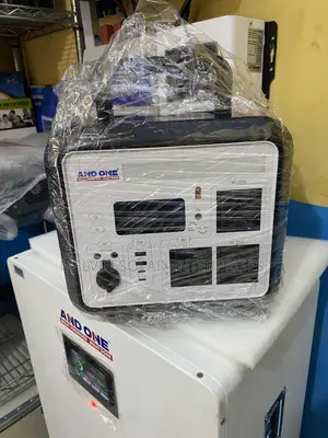 1kwh 1000watts Output All in One Solar Generator Available in Store