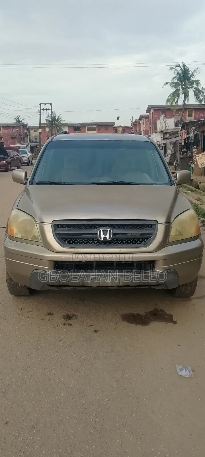 Honda Pilot 2004 Gold