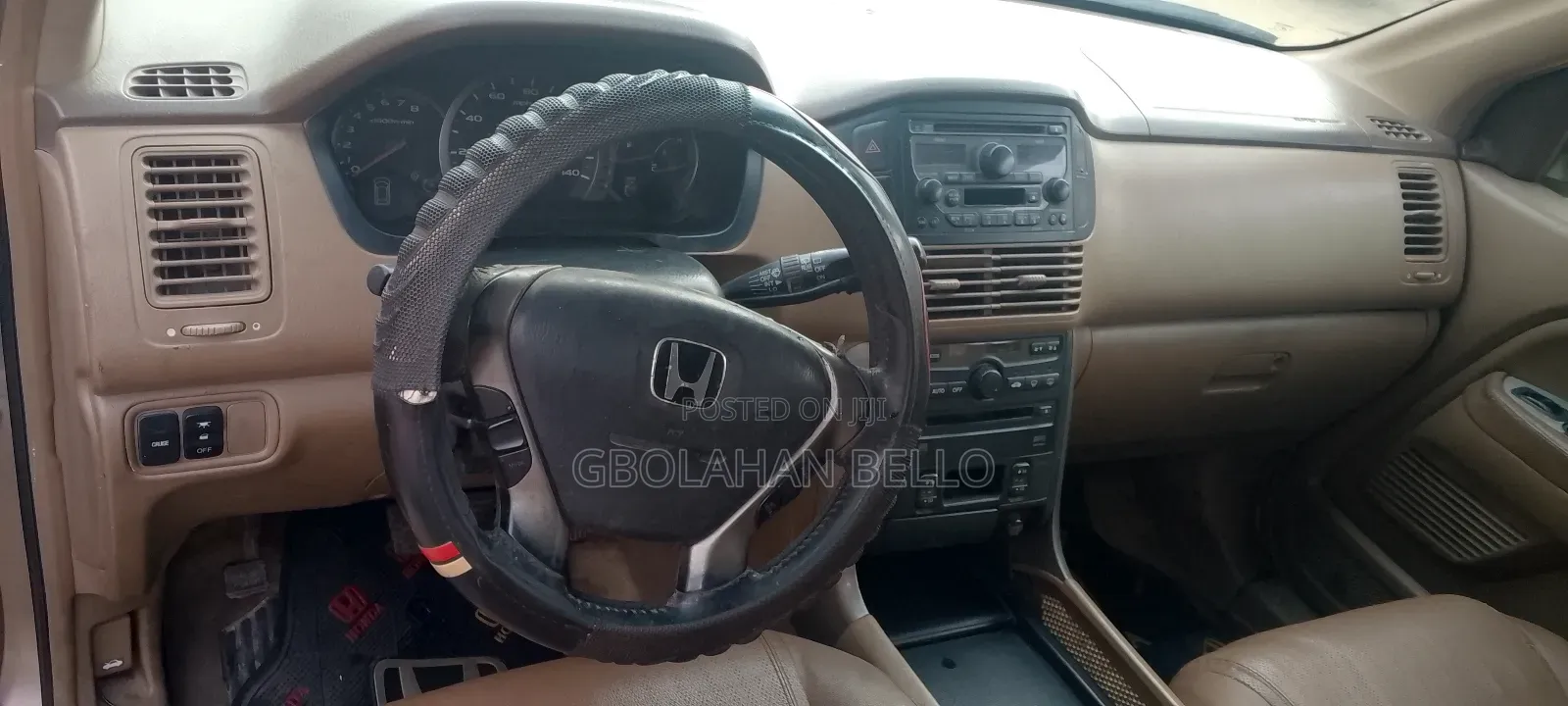 Honda Pilot 2004 Gold