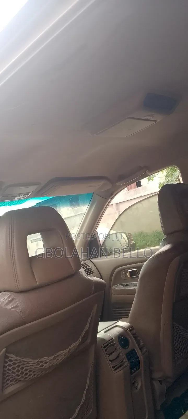 Honda Pilot 2004 Gold