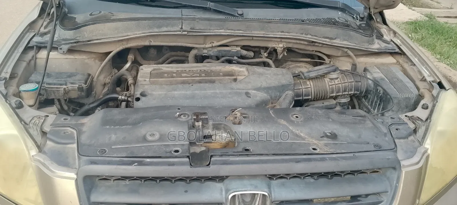Honda Pilot 2004 Gold