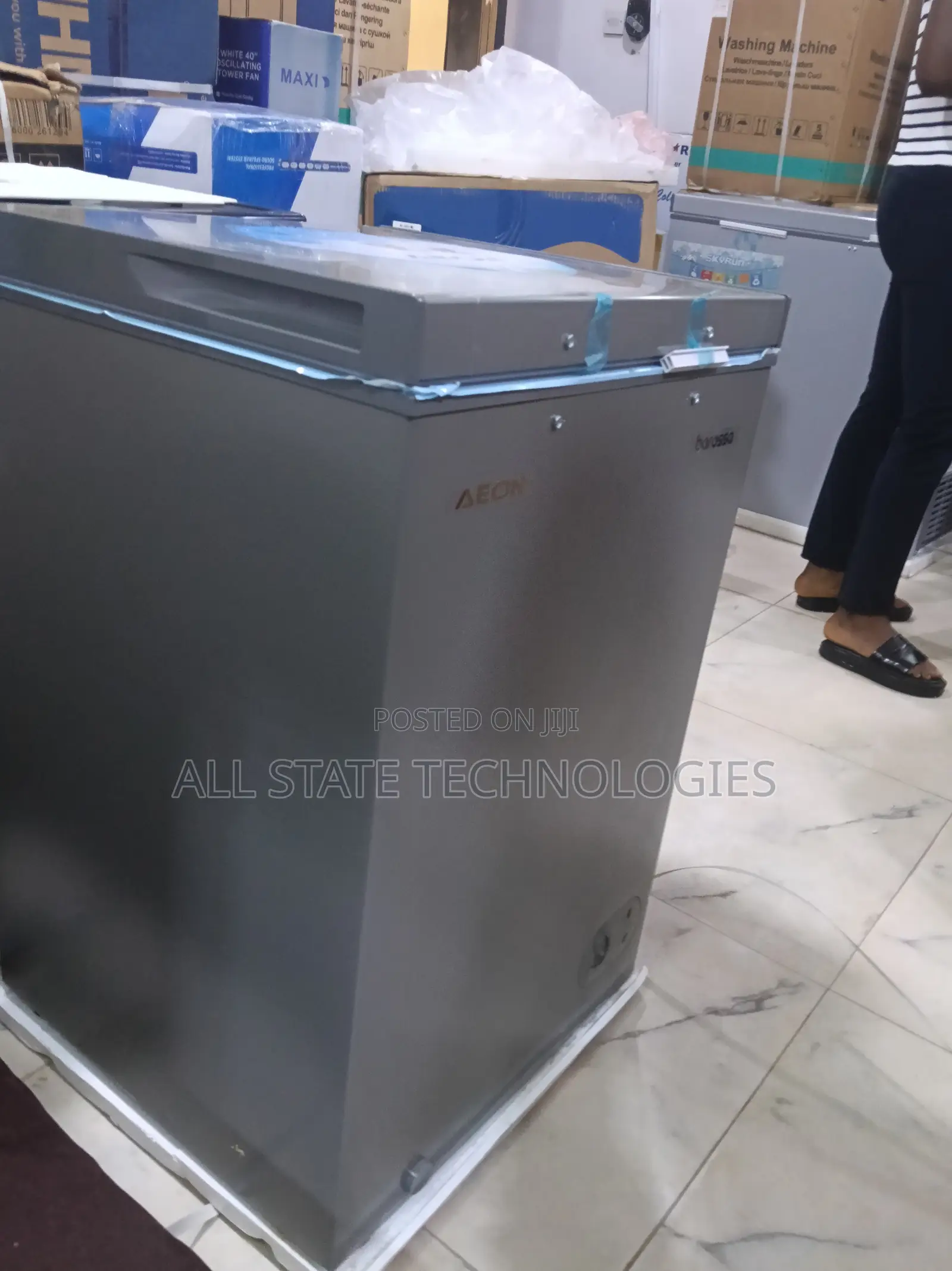 Compact Aeon 102l Chest Freezer Acf100qk