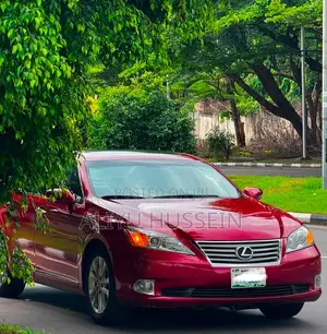 Lexus ES 350 2010 Red