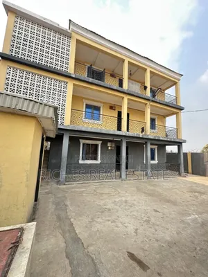1bdrm Block of Flats in Mokola, Ibadan for sale