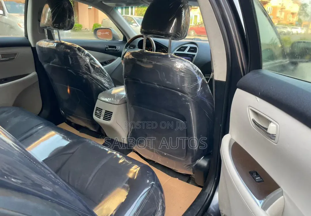 Lexus ES 350 2011 Gray