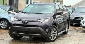 Toyota RAV4 2018 Burgundy