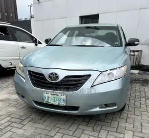 Toyota Camry LE 4dr Sedan (2.4L 4cyl 5A) 2008 Blue