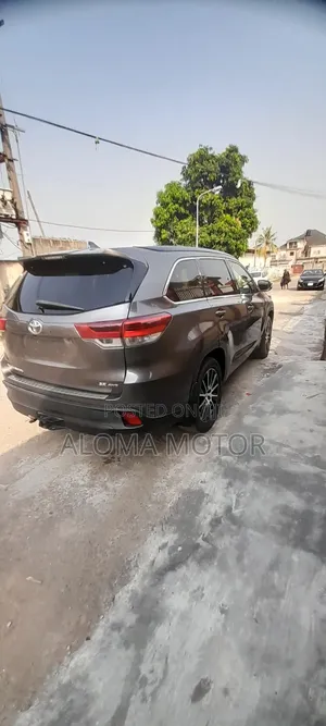 Toyota Highlander 2017 Gray
