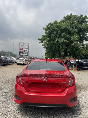 Honda Civic 2018 Red