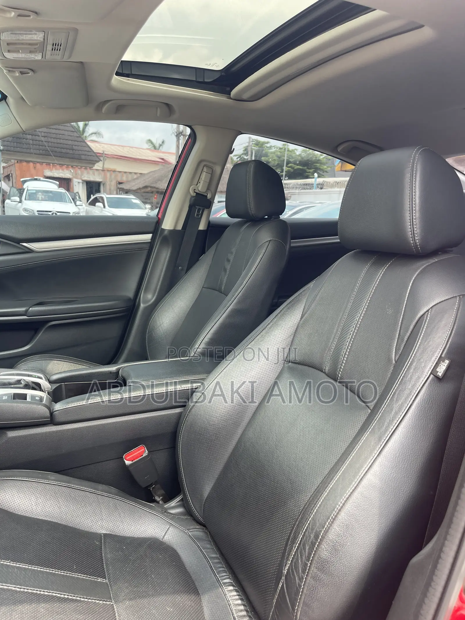 Honda Civic 2018 Red