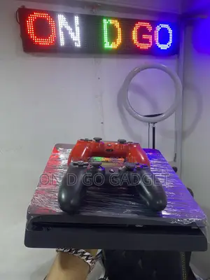 Sony Playstation 4 Slim