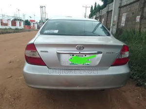 Toyota Camry 2004 Silver
