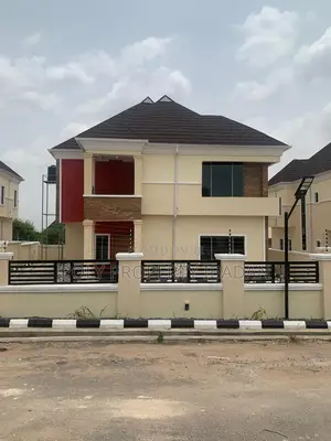 4bdrm Apartment in Carlton Gate Estate, Akobo for rent