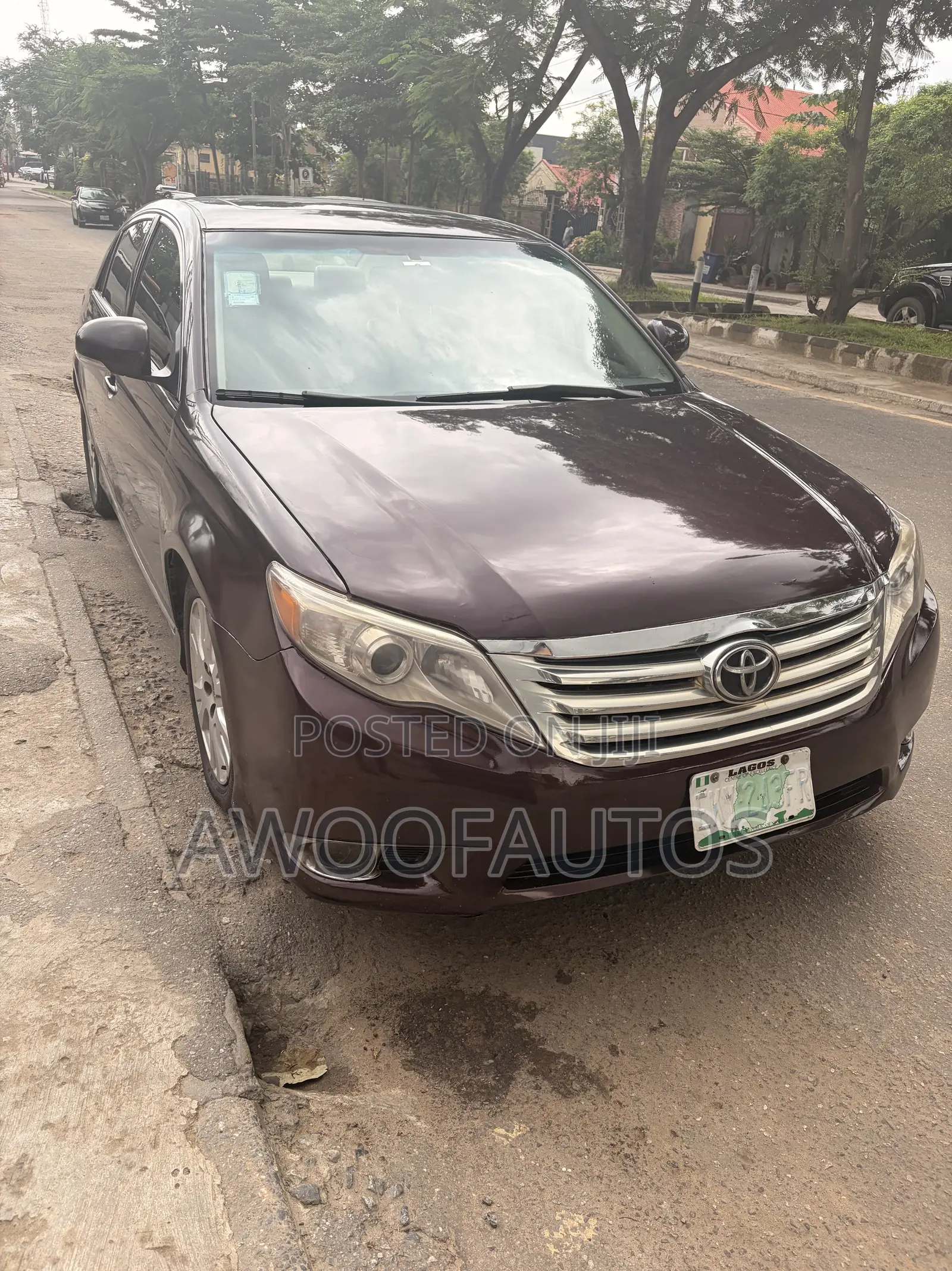 Toyota Avalon 2011 Red