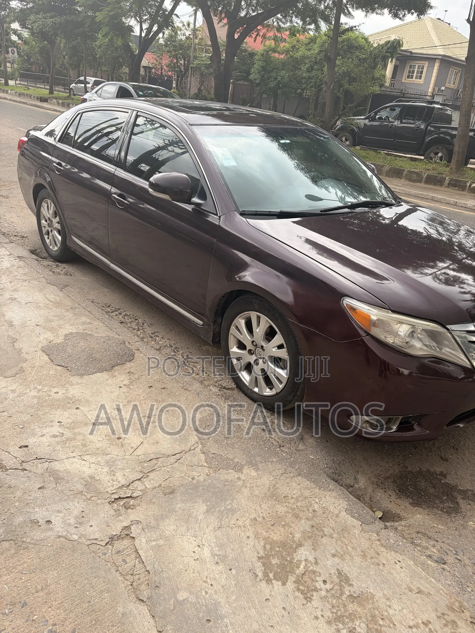 Toyota Avalon 2011 Red