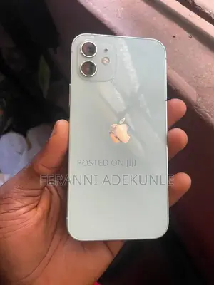 Apple iPhone 12 64 GB