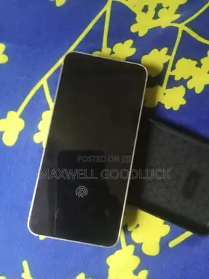 Samsung Galaxy S24 128 GB White