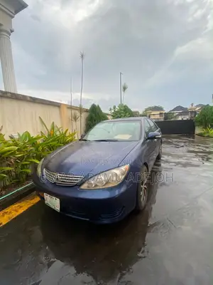 Toyota Camry 2004 Blue