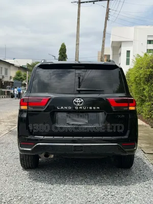 Toyota Land Cruiser 2024 Black