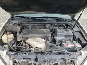 Toyota Camry 2004 Silver