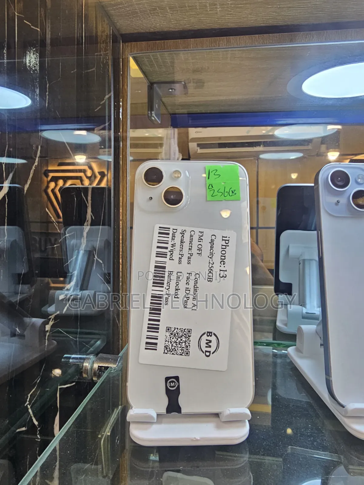 Apple iPhone 13 256 GB White