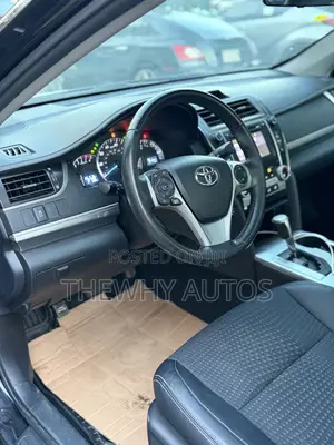 Toyota Camry SE 4dr Sedan (3.5L 6cyl 6A) 2014 Black