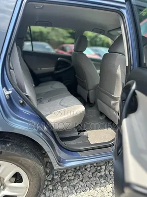 Toyota RAV4 2011 Blue