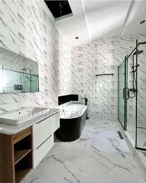 Furnished 5bdrm Duplex in Ikate for sale