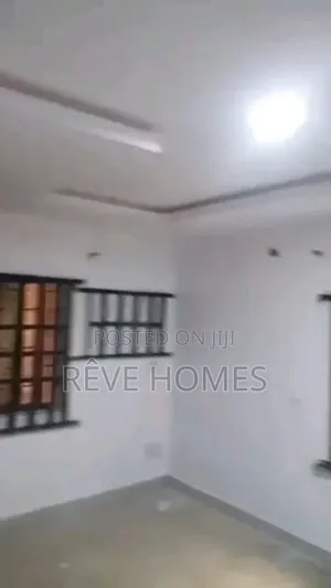 3bdrm Block of Flats in Ifako-Gbagada for rent
