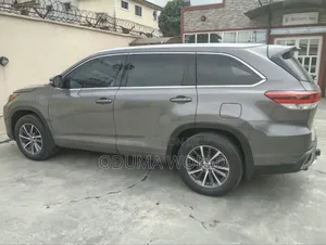 Toyota Highlander 2017 Gray