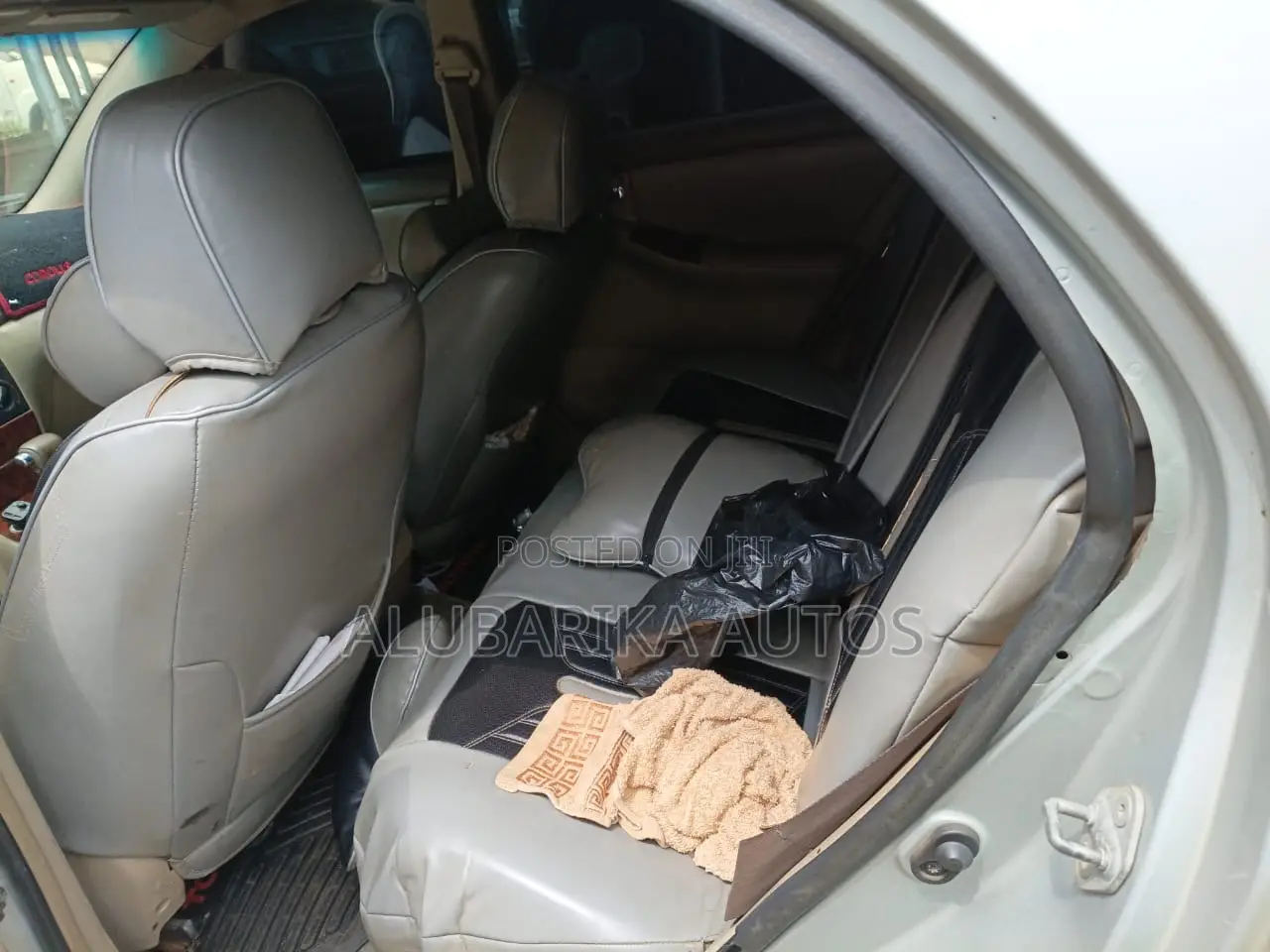 Toyota Corolla 2004 Silver