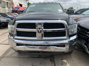 Dodge RAM 1500 5.7 Petrol AWD 2018 Black
