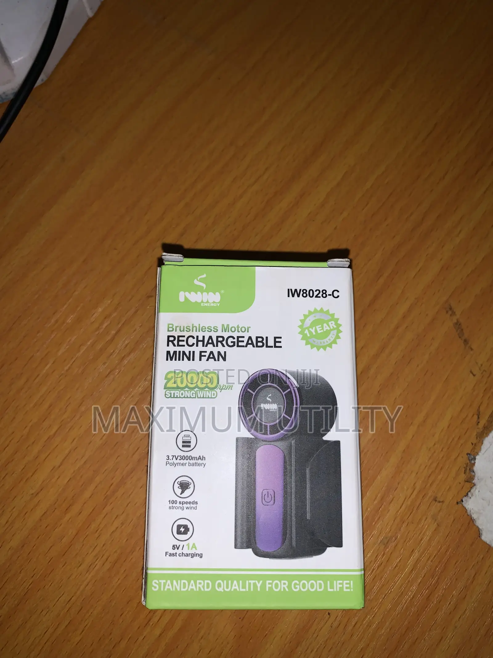 Iwin Hand Held 3000watts Rechargeable Fan