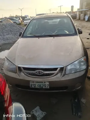 Kia Cerato 2009 Gold
