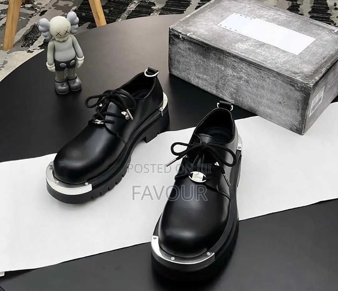 Cooperate Shoe